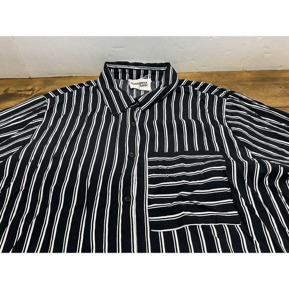 Savanna Jane Tunic Top Women Size 3X Black White Striped Blouse NWT - Picture 3 of 10